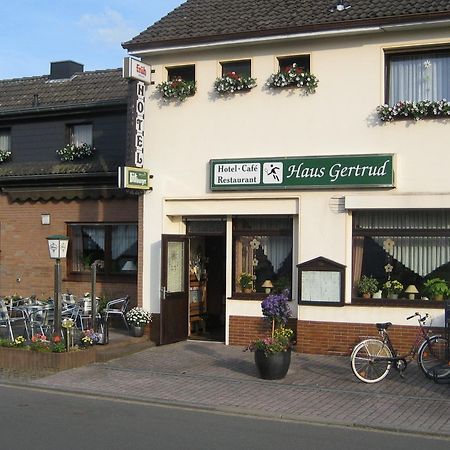 Hotel Haus Gertrud Simmerath Exterior photo